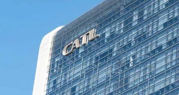 科技晚报：滴滴试行“选择路线”功能 特斯拉即(图3)