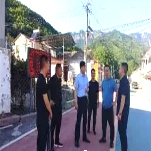 垣曲县招商引资服务中心开展“进村入企办实事”活动